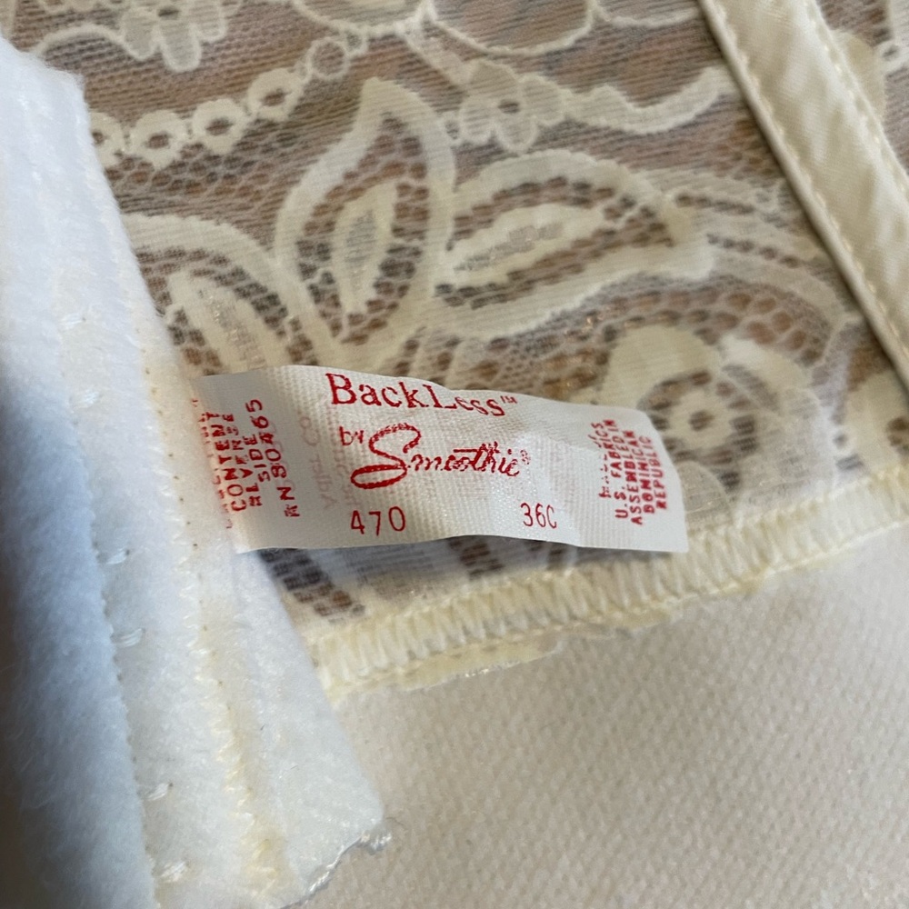 Elegant Lace Bustier in White 36C - Picture 3 of 10